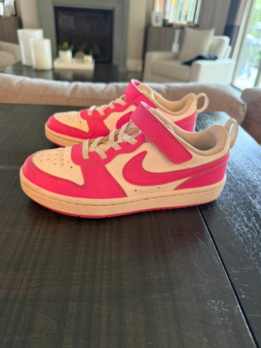 Girls Nike Court Borough Low Pink & White Size 1 Y